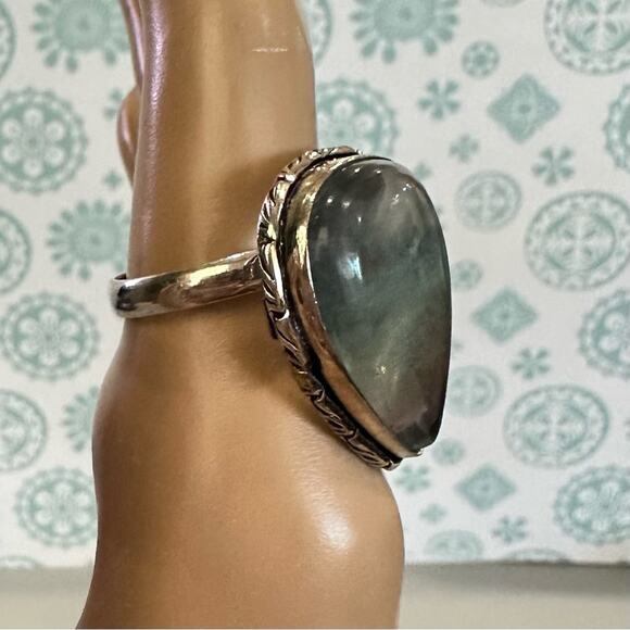 Fluorides gemstone ring. Adjustable 925 silver overlay hand crafted - Picture 6 of 6